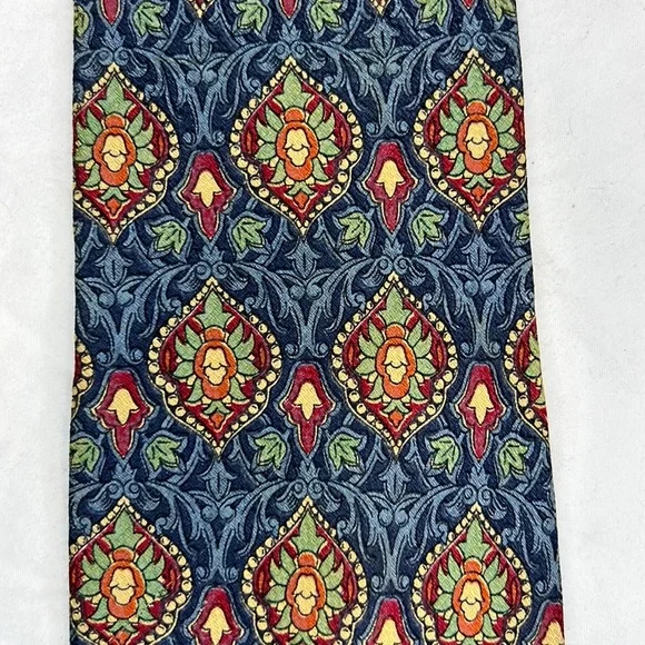 Vintage Valentino - Picture 3 of 7